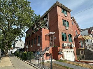 6111 159th Street, Fresh Meadows, NY 11365