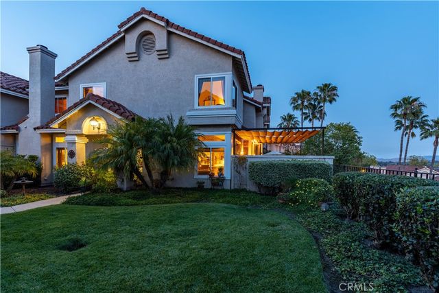 650 Ivywood Lane E, Simi Valley, CA 93065