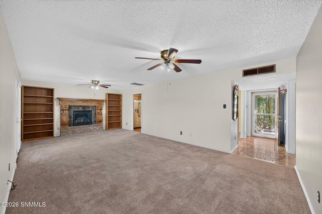 1915 Myrtle Avenue, Las Cruces, NM 88001