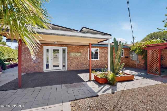 1915 Myrtle Avenue, Las Cruces, NM 88001
