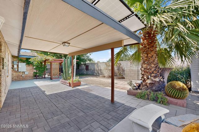 1915 Myrtle Avenue, Las Cruces, NM 88001