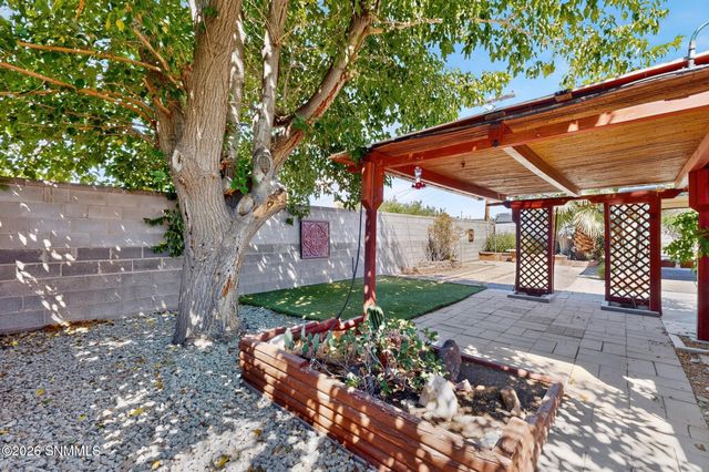 1915 Myrtle Avenue, Las Cruces, NM 88001