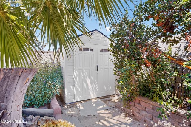 1915 Myrtle Avenue, Las Cruces, NM 88001