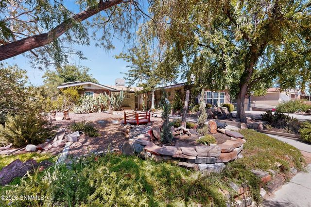 1915 Myrtle Avenue, Las Cruces, NM 88001