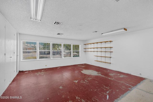 1915 Myrtle Avenue, Las Cruces, NM 88001