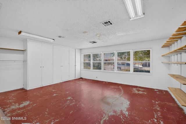 1915 Myrtle Avenue, Las Cruces, NM 88001