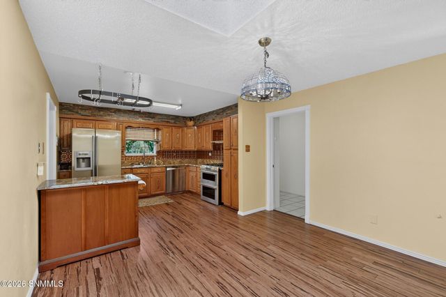 1915 Myrtle Avenue, Las Cruces, NM 88001