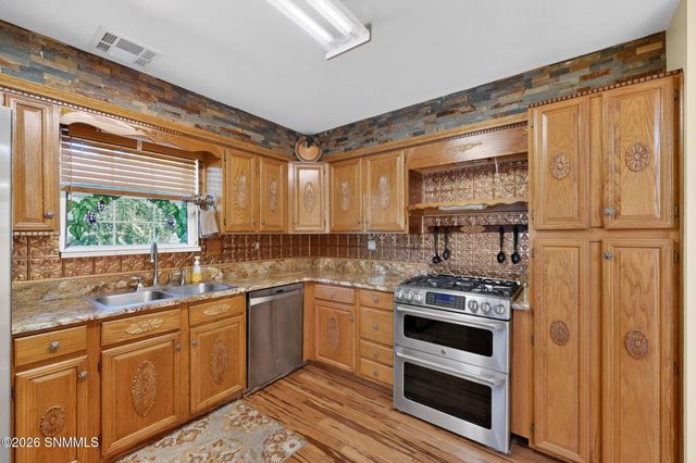 1915 Myrtle Avenue, Las Cruces, NM 88001
