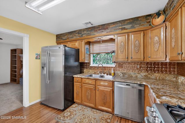 1915 Myrtle Avenue, Las Cruces, NM 88001