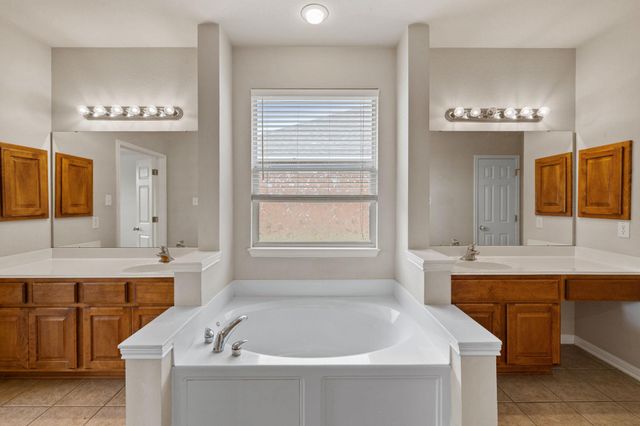 19612 Vilamoura ST, Pflugerville, TX 78660