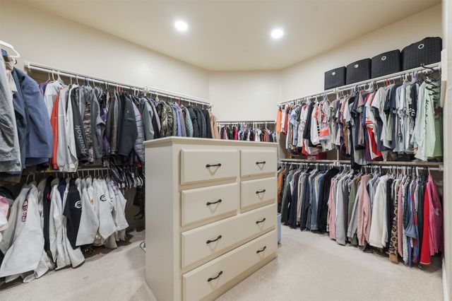 2601 Cheval Pointe Drive, Edmond, OK 73034
