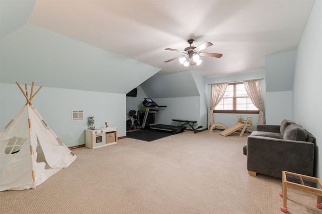 2601 Cheval Pointe Drive, Edmond, OK 73034