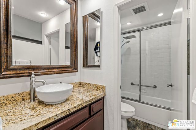 2 Calle Navarros, Rancho Mirage, CA 92270