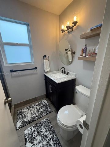 8123 Lagos De Campo Blvd A-2, Tamarac, FL 33321