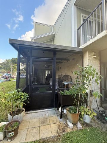 8123 Lagos De Campo Blvd A-2, Tamarac, FL 33321