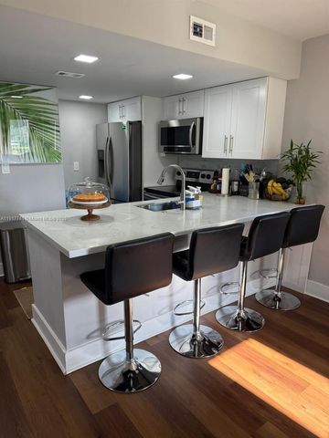 8123 Lagos De Campo Blvd A-2, Tamarac, FL 33321