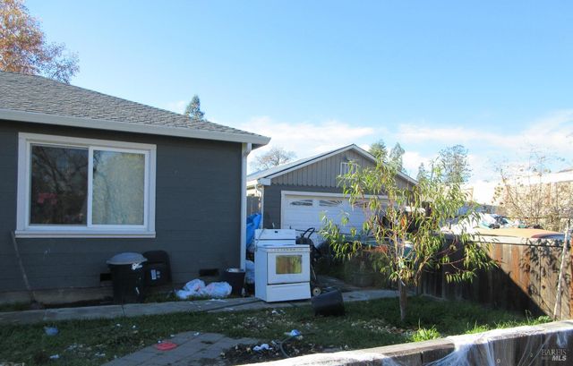 76350 Lovell St, Covelo, CA 95428