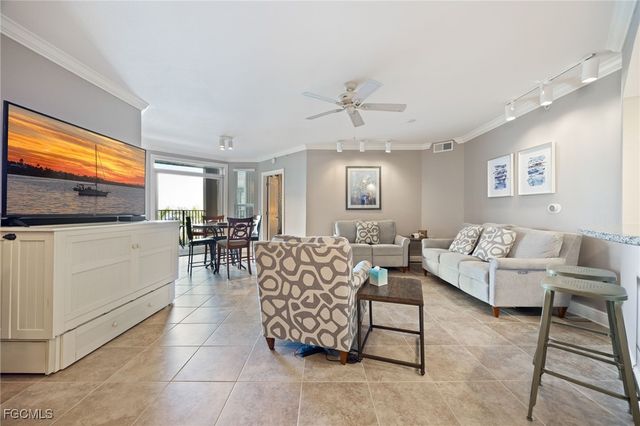 2825 Palm Beach BLVD 513, Fort Myers, FL 33916