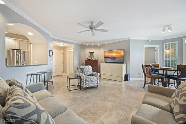 2825 Palm Beach BLVD 513, Fort Myers, FL 33916