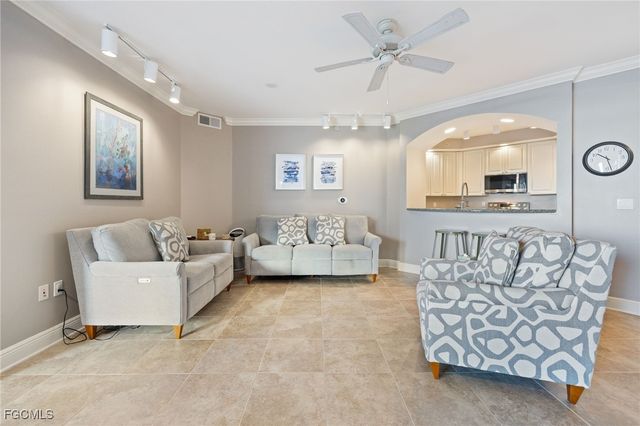 2825 Palm Beach BLVD 513, Fort Myers, FL 33916