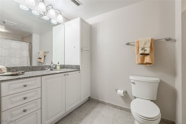 2825 Palm Beach BLVD 513, Fort Myers, FL 33916