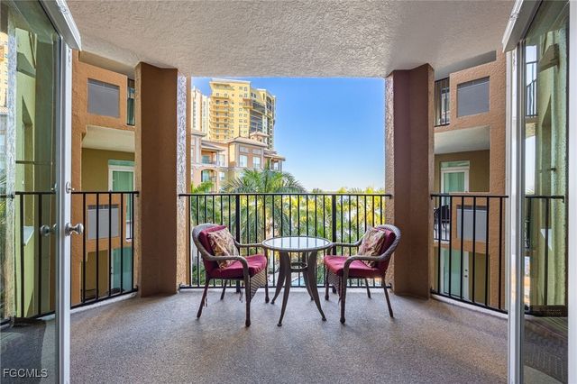 2825 Palm Beach BLVD 513, Fort Myers, FL 33916