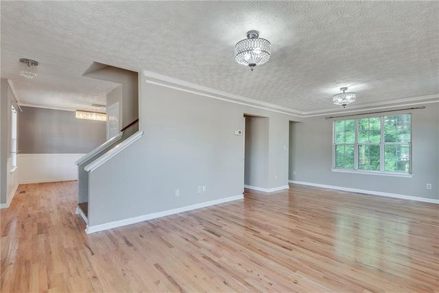 11105 Abbotts Station Drive, Duluth, GA 30097