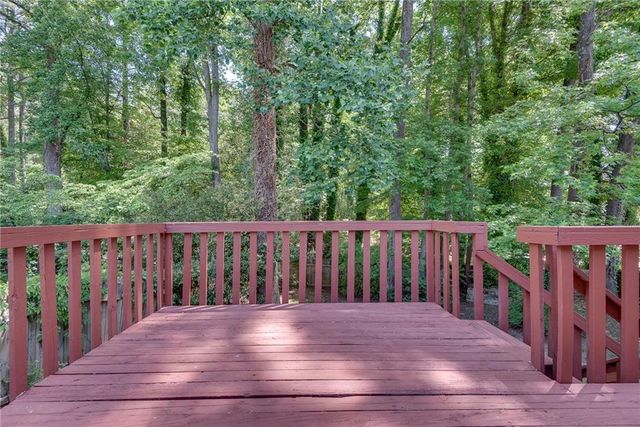 11105 Abbotts Station Drive, Duluth, GA 30097
