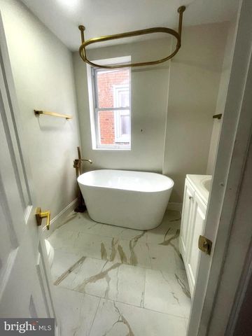 5612 RODMAN ST, Philadelphia, PA 19143