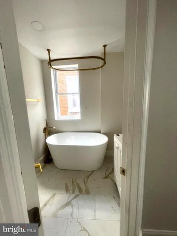 5612 RODMAN ST, Philadelphia, PA 19143