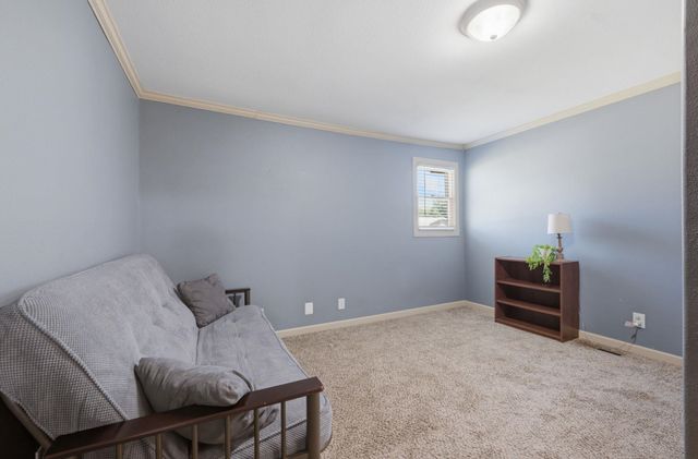 452 S Meadowhaven St, Wichita, KS 67209