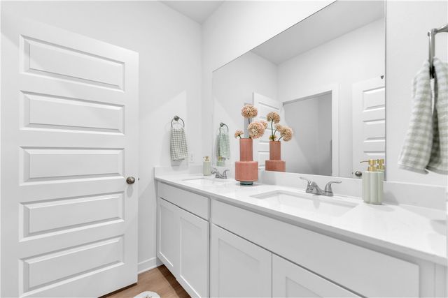 2109 Hahn Street, Pea Ridge, AR 72751