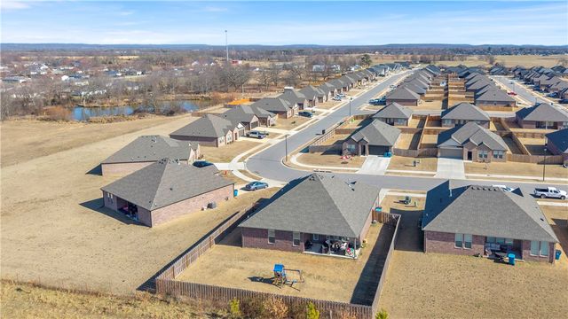 2109 Hahn Street, Pea Ridge, AR 72751