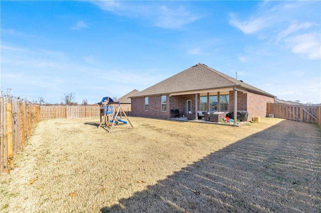 2109 Hahn Street, Pea Ridge, AR 72751
