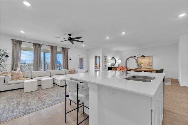 2109 Hahn Street, Pea Ridge, AR 72751