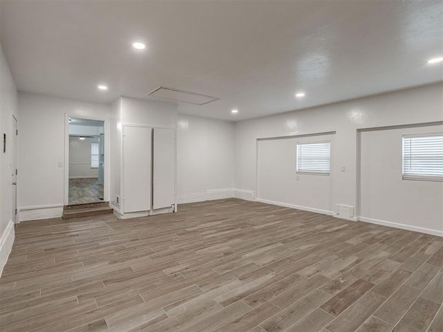 9 Vine Street, Yukon, OK 73099