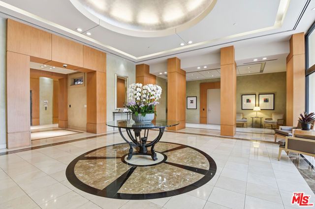 10445 Wilshire Boulevard 402, Los Angeles, CA 90024