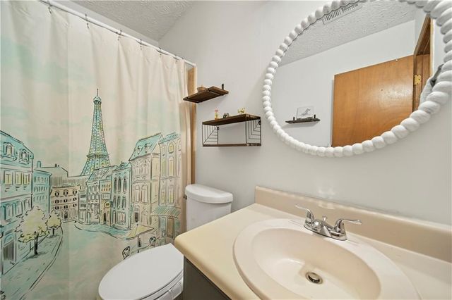 3914 N Fork Court, Lawrenceville, GA 30044