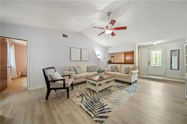 3914 N Fork Court, Lawrenceville, GA 30044