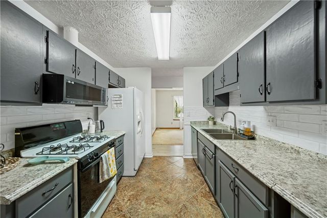 3914 N Fork Court, Lawrenceville, GA 30044