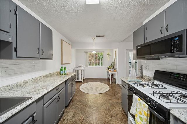 3914 N Fork Court, Lawrenceville, GA 30044