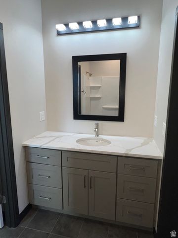 160 S 200 W, Henefer, UT 84033