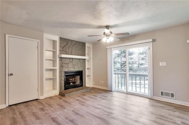 1221 Summit Links Court, Snellville, GA 30078