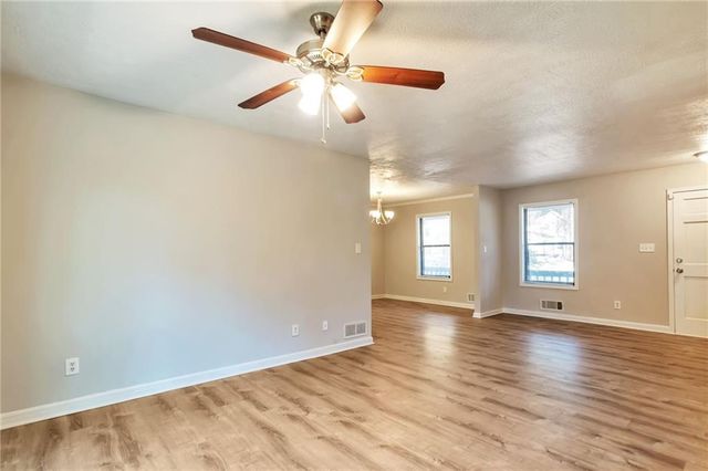 1221 Summit Links Court, Snellville, GA 30078