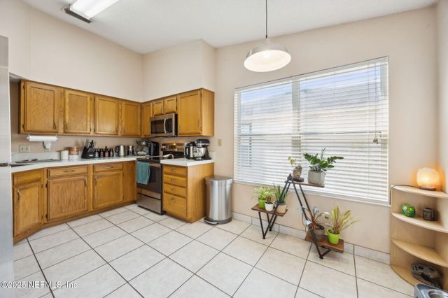 2065 WAX MYRTLE Court, Orange Park, FL 32073