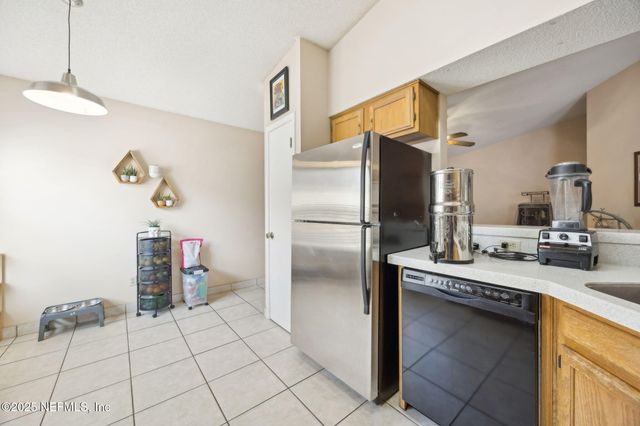 2065 WAX MYRTLE Court, Orange Park, FL 32073