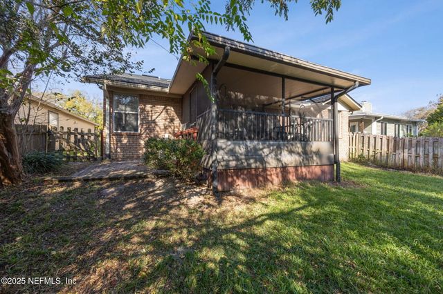 2065 WAX MYRTLE Court, Orange Park, FL 32073