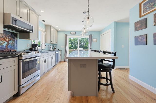 85 Fisher Street, Holliston, MA 01746