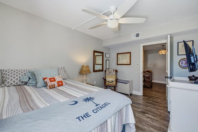 310 73rd Ave N Apt 1A, Myrtle Beach, SC 29572