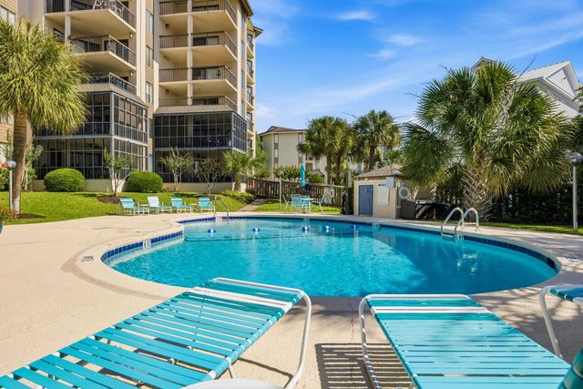 310 73rd Ave N Apt 1A, Myrtle Beach, SC 29572